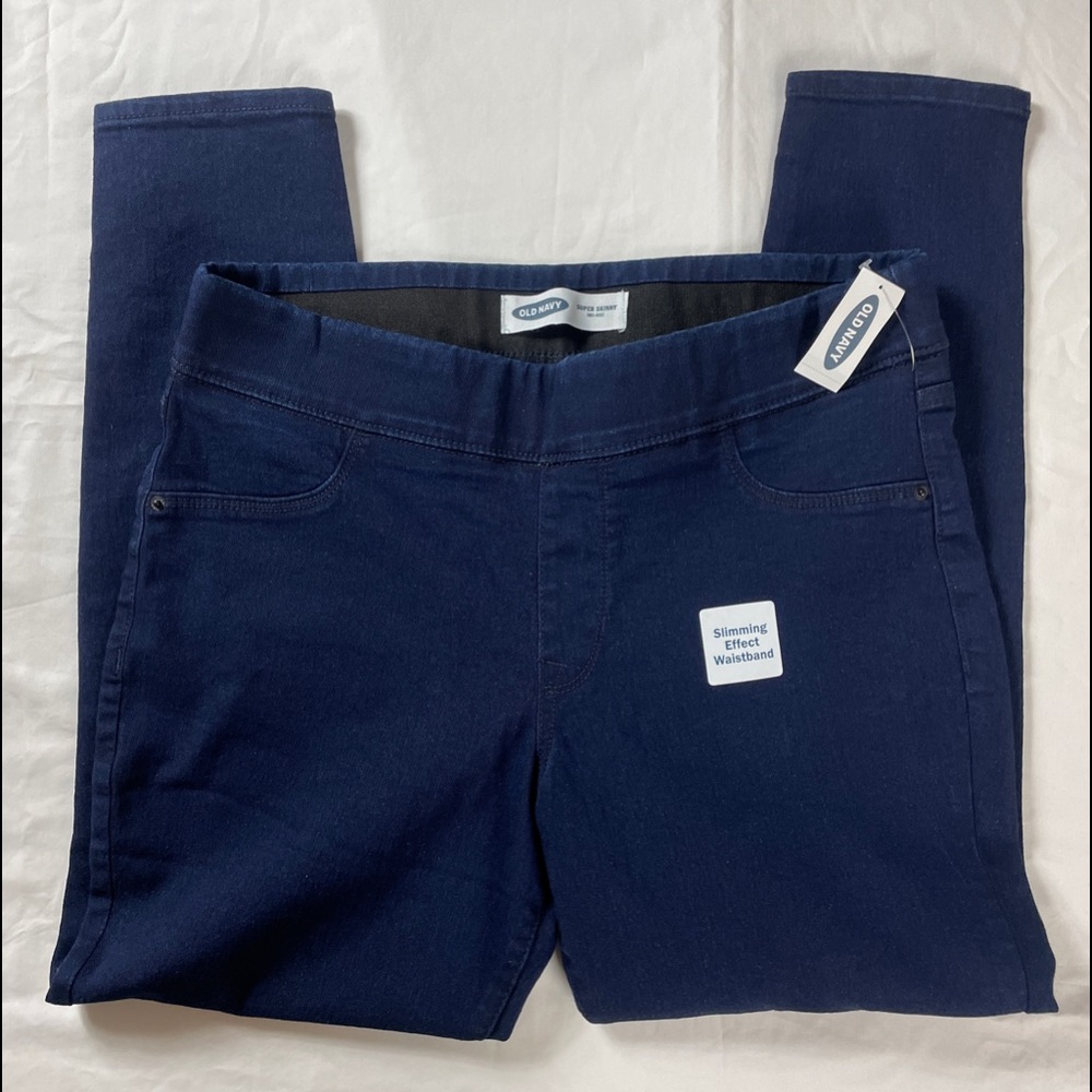 Old Navy ladies jeans size 12P (NWT)